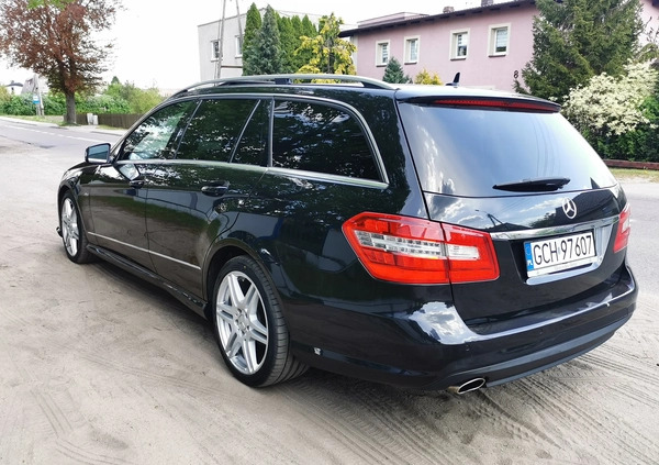 Mercedes-Benz Klasa E cena 44900 przebieg: 280000, rok produkcji 2010 z Czersk małe 254